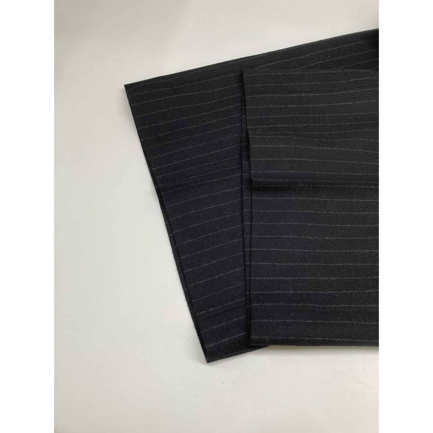 sacai サカイ 24-03479M ブラック Chalk Stripe Pants ボトムス 1