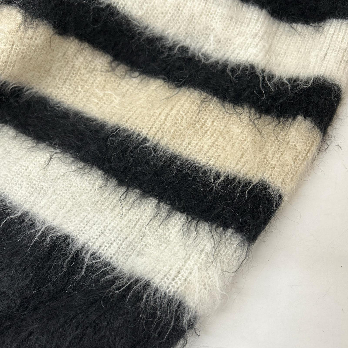 Children of the discordance COTDKN-615 Black Stripe Long Mohair Knit Top