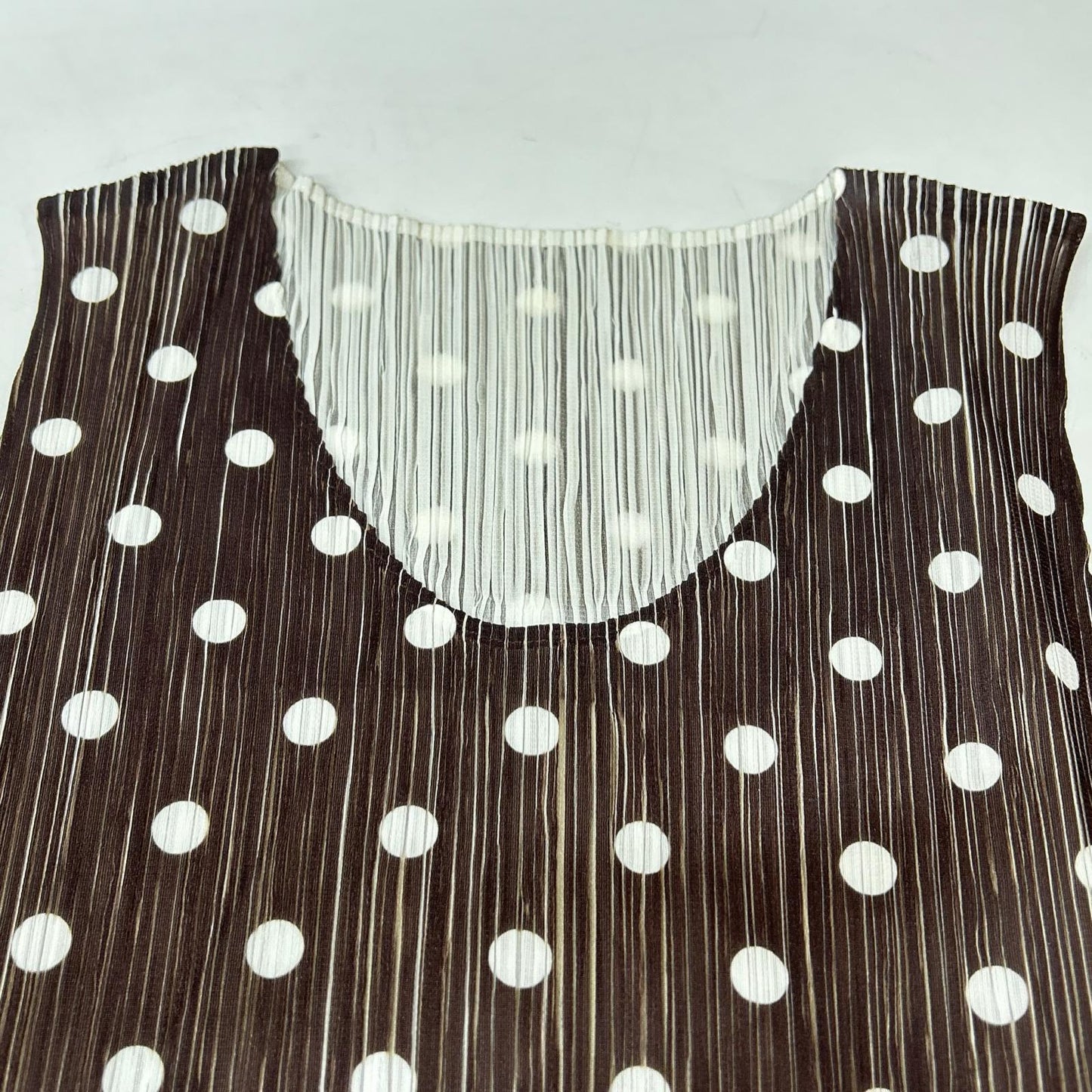 PLEATS PLEASE プリーツプリーズ PP72-JH719 ブラウン×ホワイト ドット プリーツノースリーブワンピース ワンピース