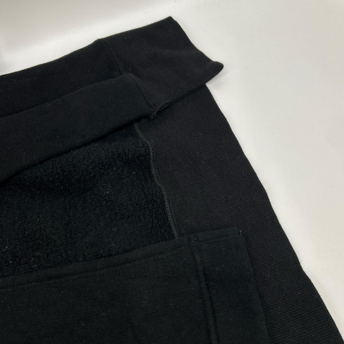 REGULATION Yohji Yamamoto レギュレーション ヨウジヤマモト ブラック Liy/C BACKSIDE FLEECE R-TURTLE NECK COMBINATION トップス