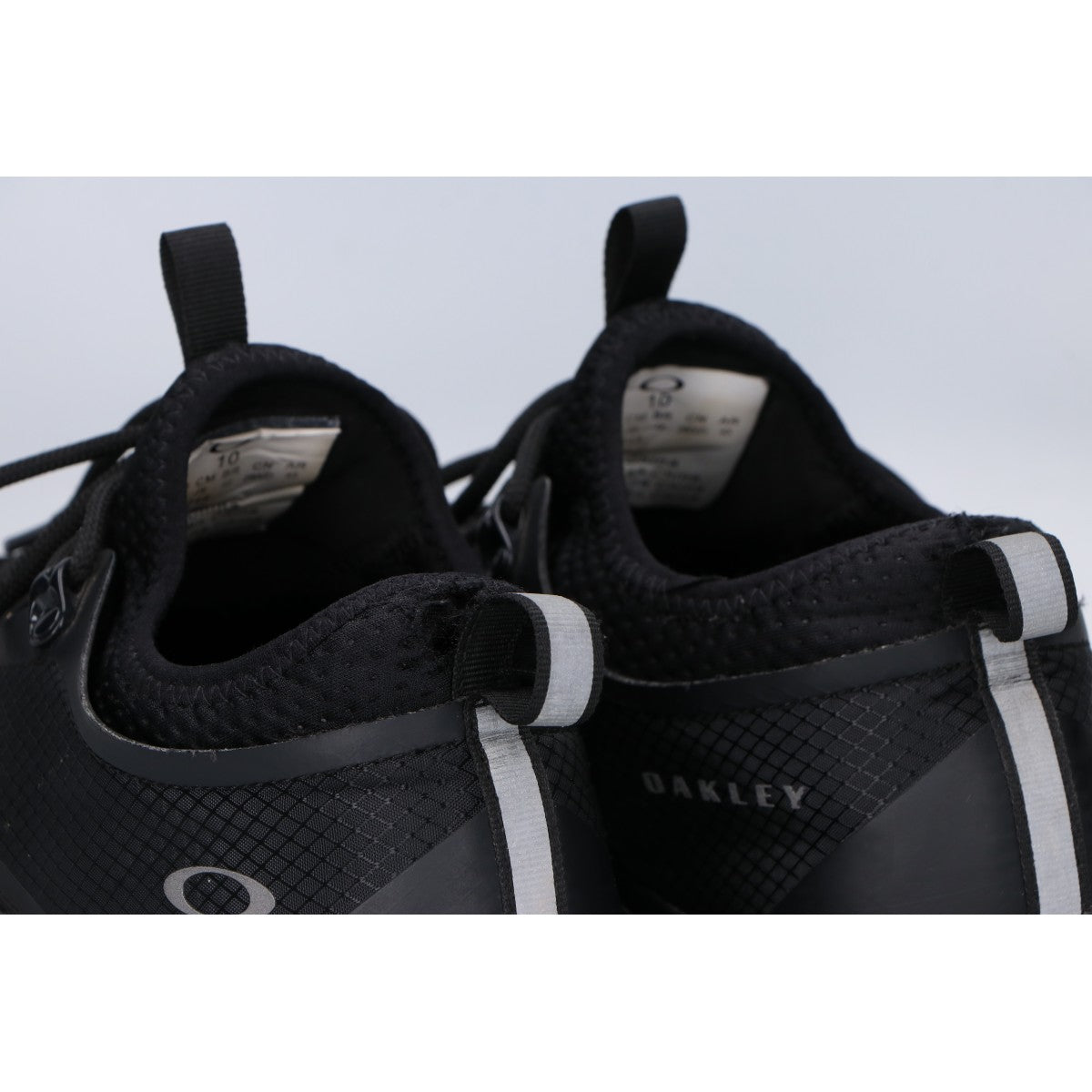 OAKLEY オークリー FOF100349 ブラック LIGHT SHIELD ローカットスニーカー シューズ