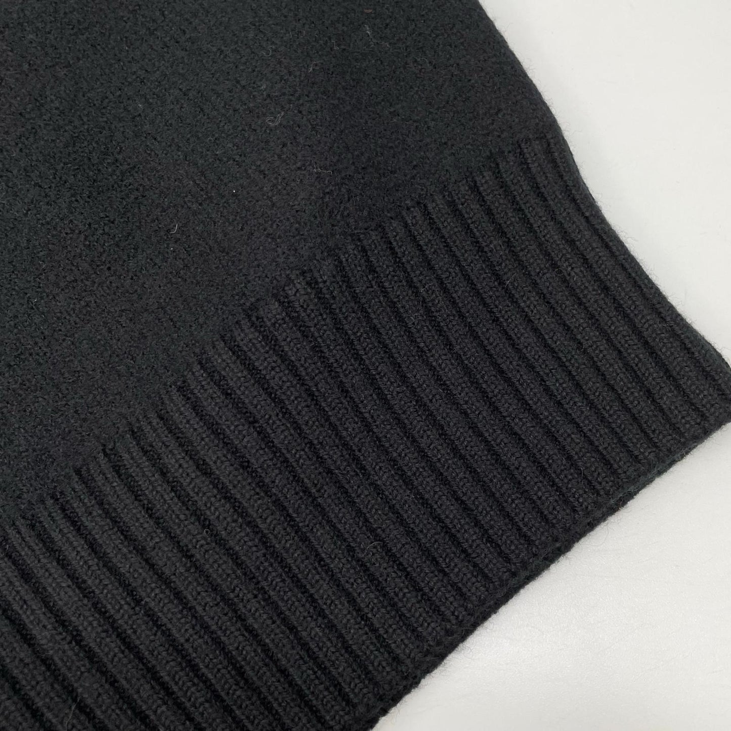 AMI PARIS アミパリス ブラック ロゴ ハイネックニット トップス