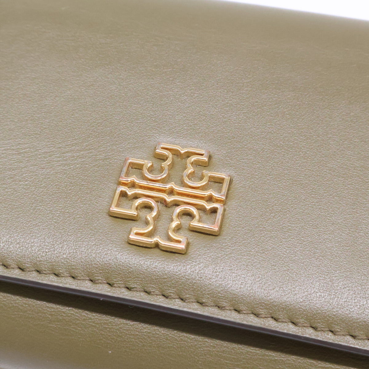 Tory Burch トリーバーチ Britten Compact Wallet ブリテン 三つ折り財布 三つ折り財布(小銭入れあり)