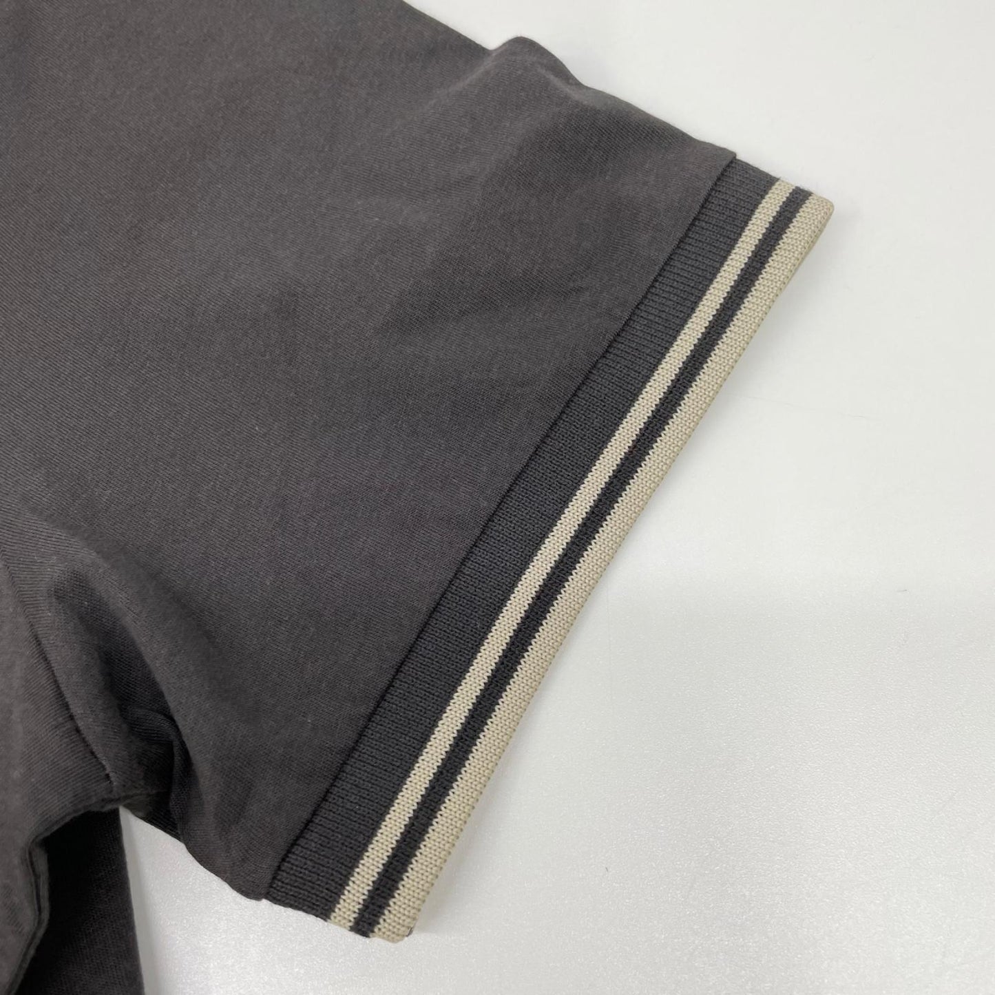 FRED PERRY フレッドペリー M1588 グレー Twin Tipped T-Shirt トップス