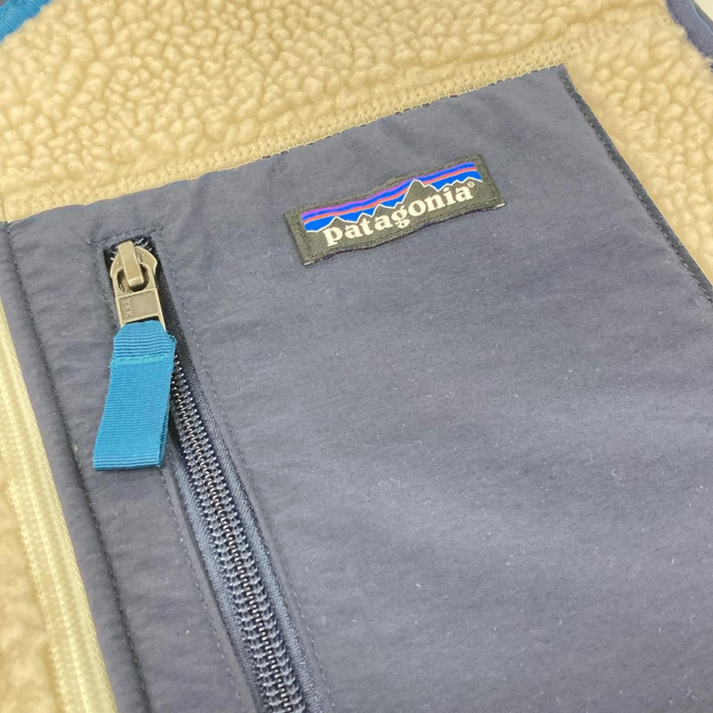 Patagonia パタゴニア 23048FA19 アイボリー×ブルー クラシックレトロX フリースベスト ベスト