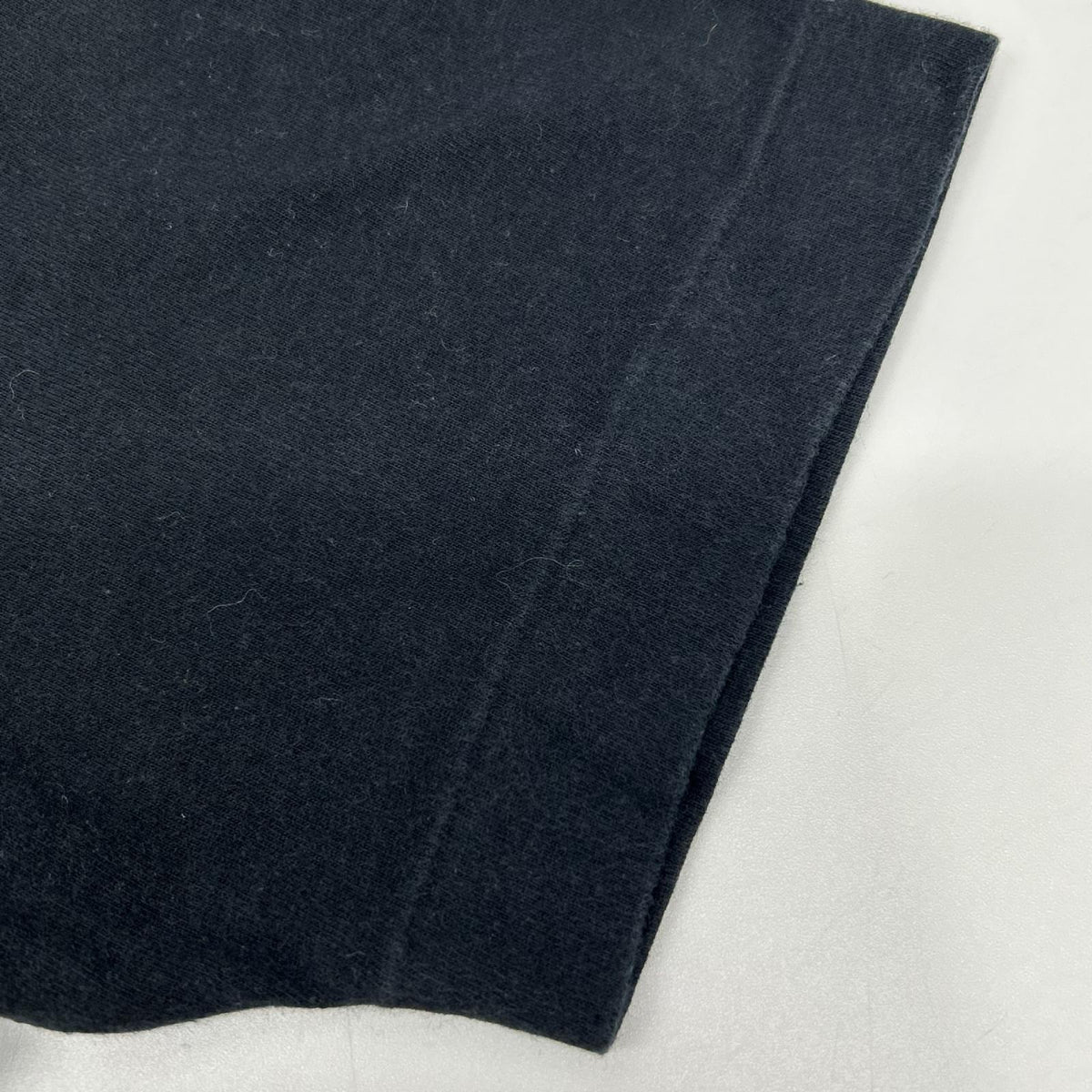 PLAYCOMMEdesGARCONS プレイコムデギャルソン ブラック ワンポイント刺繍 半袖Tシャツ トップス