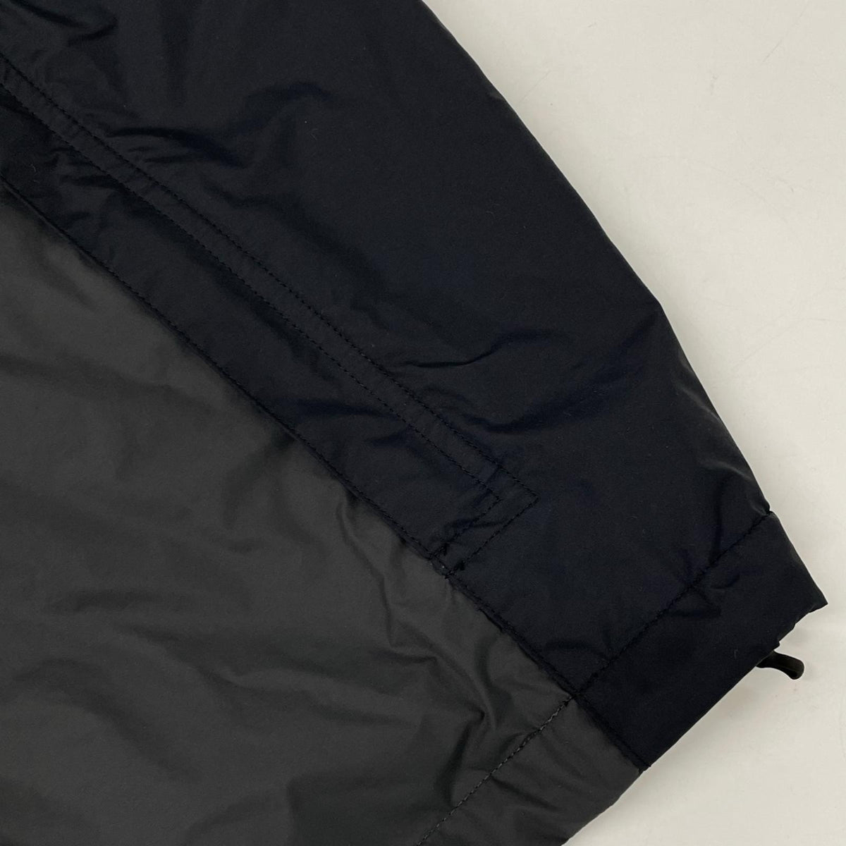 THE NORTH FACE ノースフェイス NP22650 ブラック チムニーウインドジャケット ジャケット