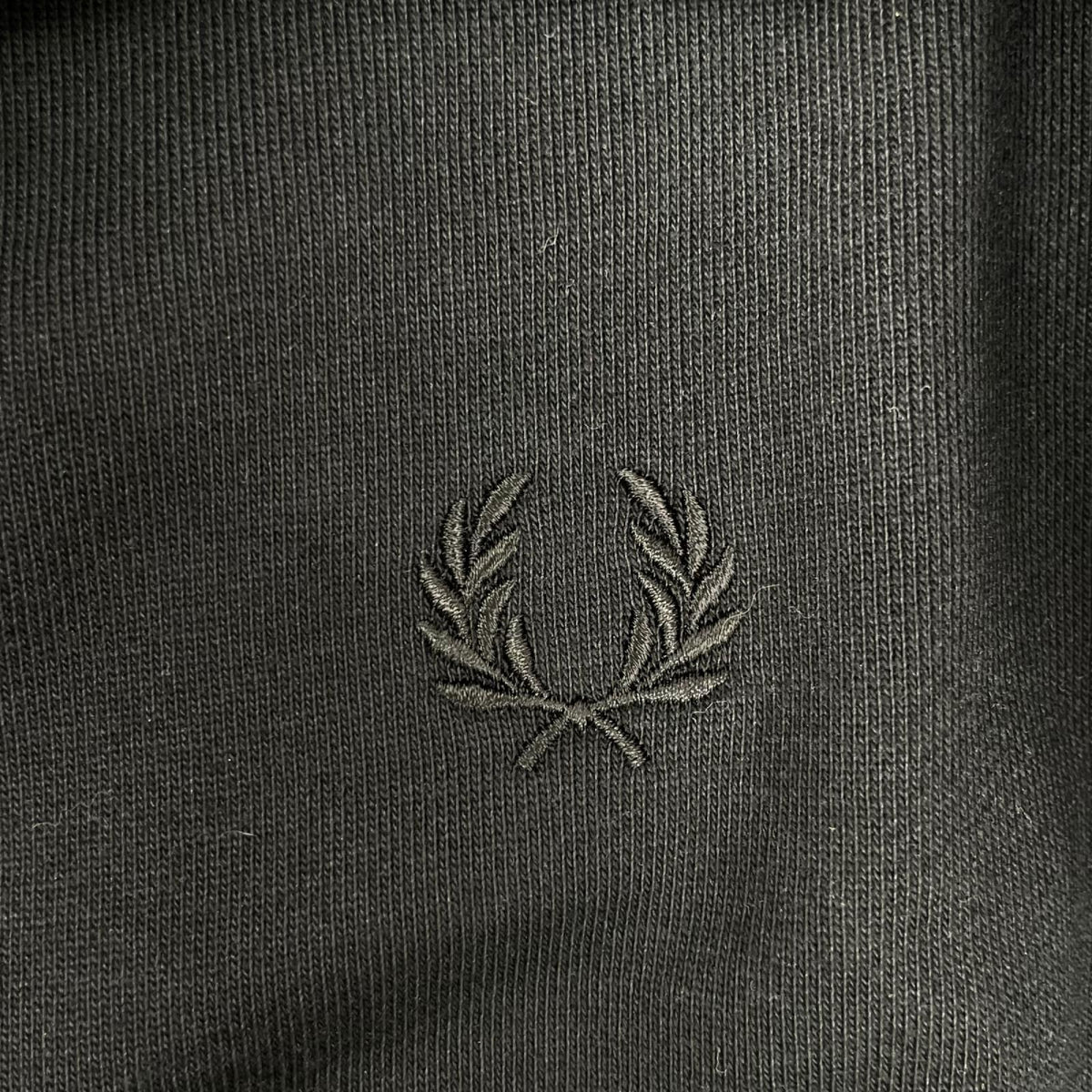 FRED PERRY フレッドペリー M3497 ブラック Oversized Tipped Sweatshirt トップス
