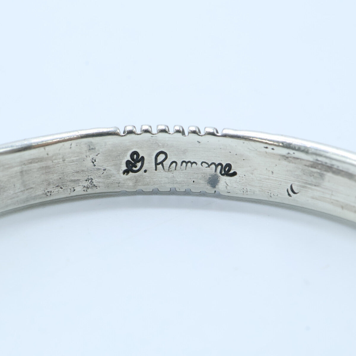 Geneva Ramone ジェネバ ラモーン STERLING スタンプワーク バングル