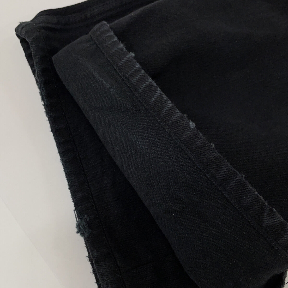 SAINT LAURENT PARIS サンローランパリ 23年 752629 ブラック ストレート デニムパンツ ボトムス 32