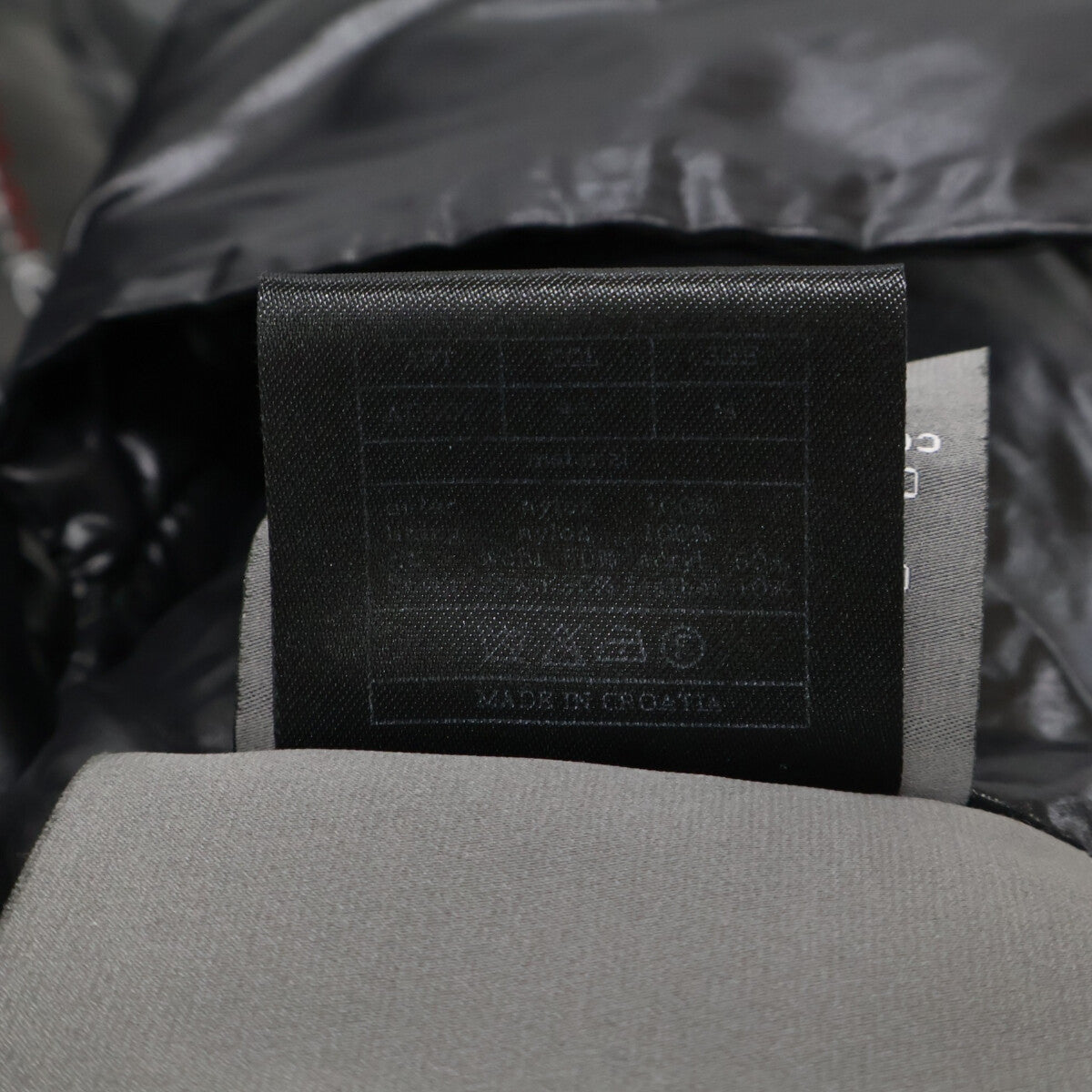 DUVETICA デュベティカ xAKM【美品】AD002 フード付ダウン ベスト