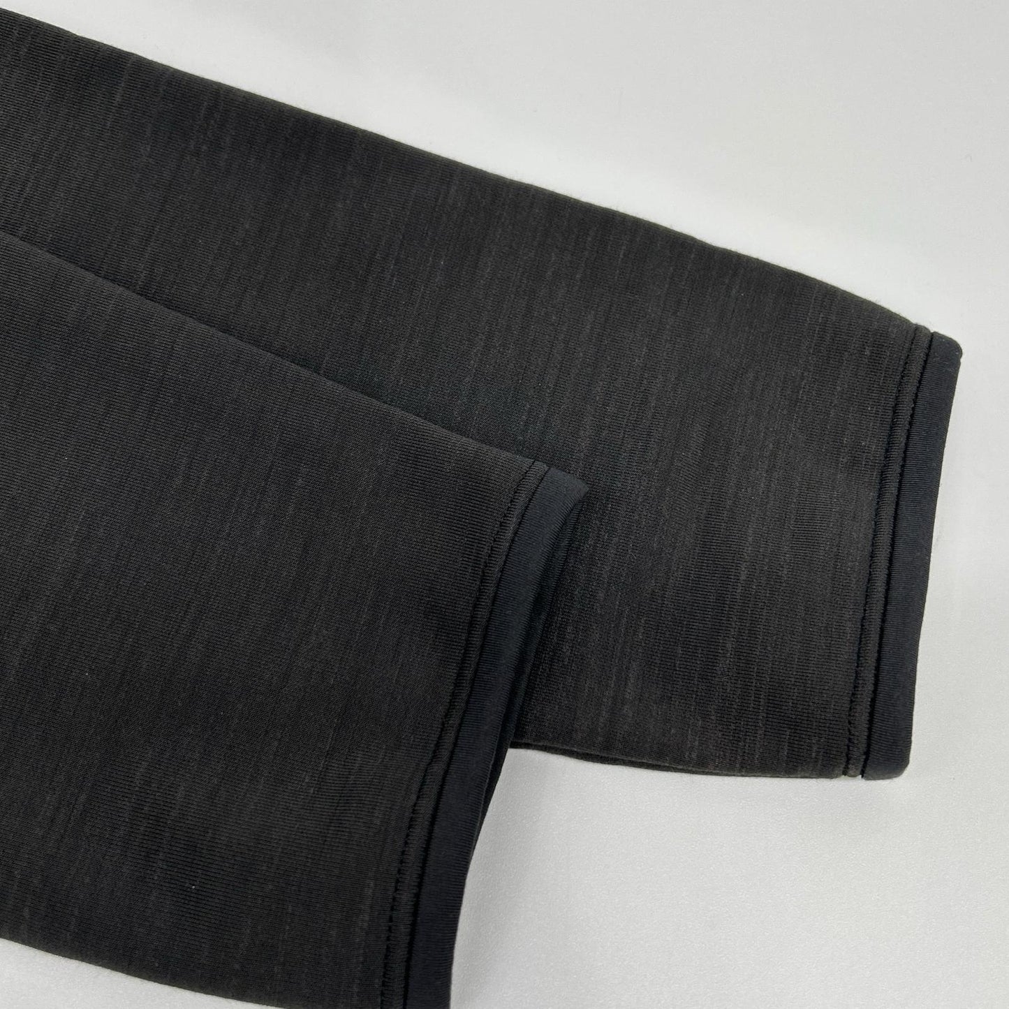 ARC'TERYX アークテリクス 22年製 29696 KYANITEカイヤナイト AR TECH WOOL CREW トップス