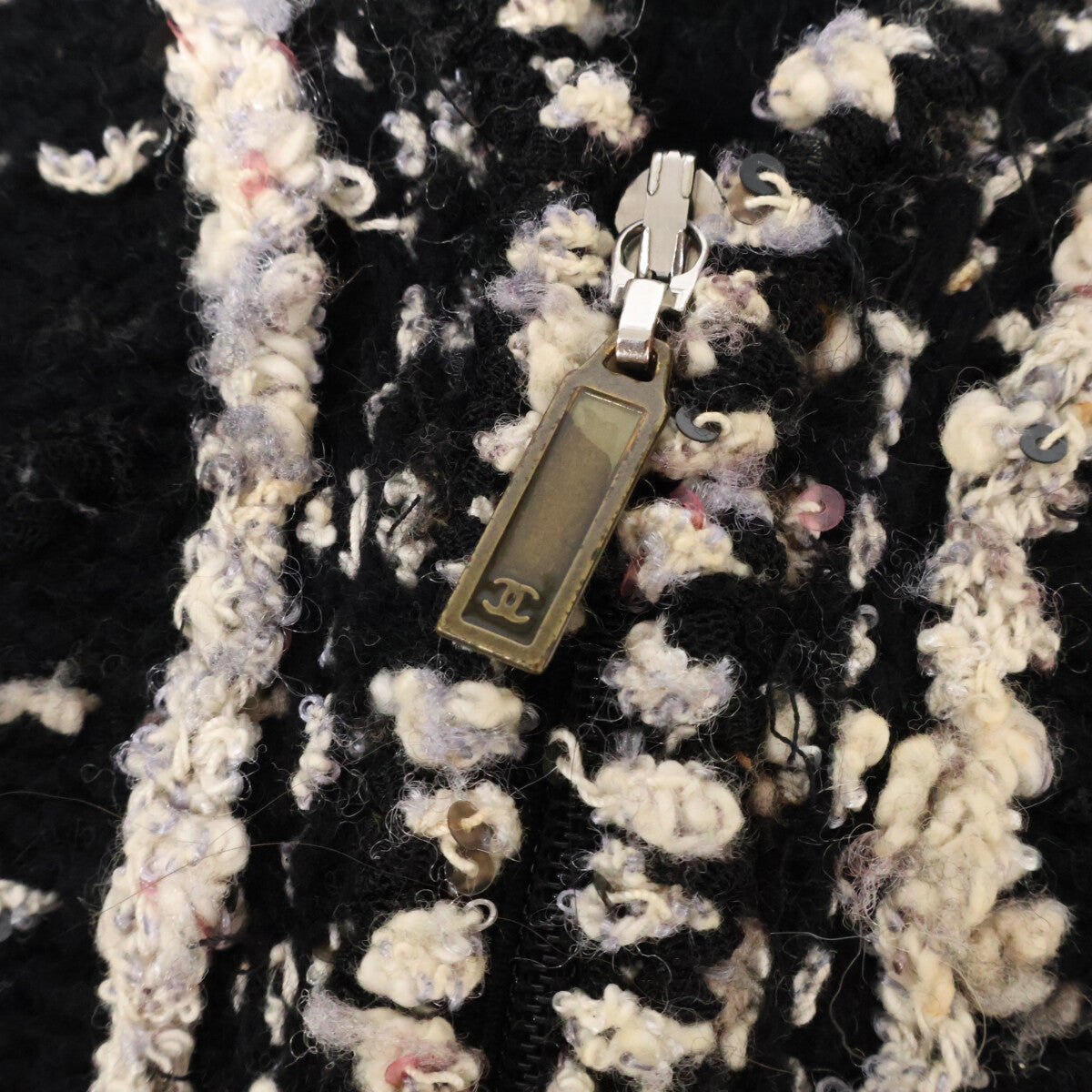CHANEL 05AW P26657V01976 Zip-up tweed collarless jacket Jacket