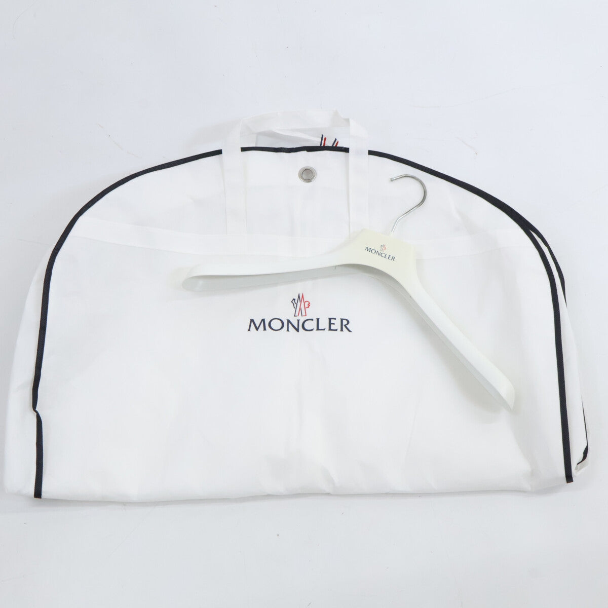 MONCLER モンクレール MONTCLAR モンクラ 内側ロゴ刺繍グログランテープ フーディダウンジャケット ジャケット