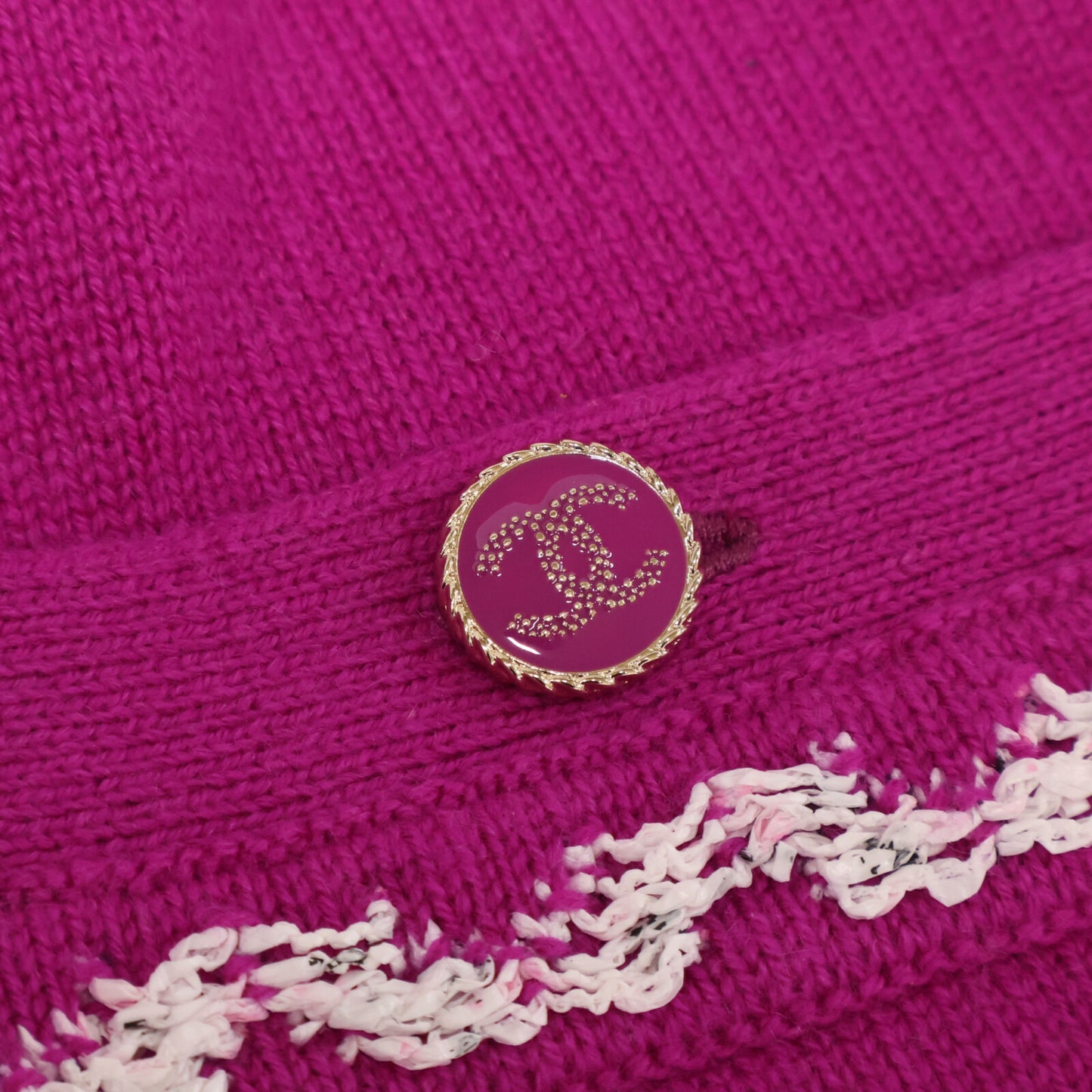 CHANEL 【Excellent Condition/Domestic Authentic】P70492K10061 100% Cashmere Coco Mark Button Cardigan Top