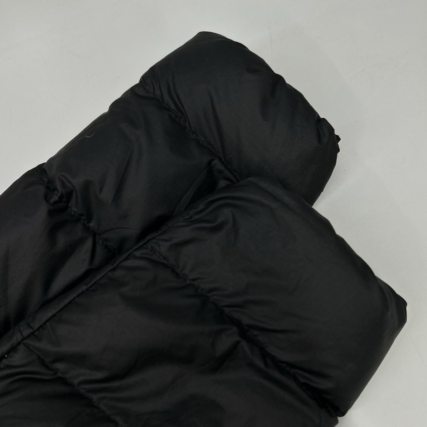 Patagonia パタゴニア 84902 ブラック ハイロフト ダウン フーディ ジャケット