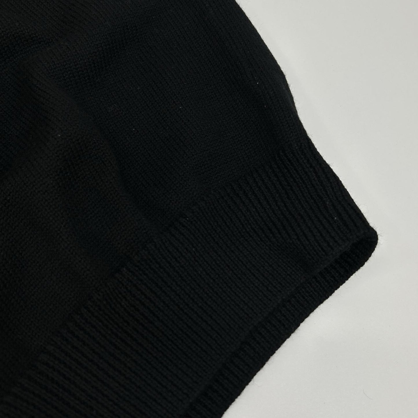 GIVENCHY 纪梵希 BM900G400M 黑色羊毛徽标针织上衣