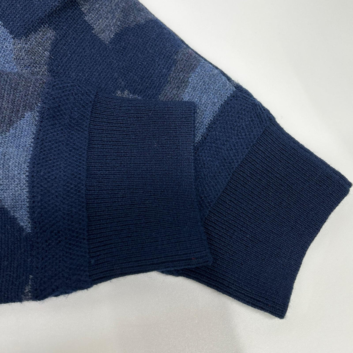 BRIEFING Briefing BRG223M41 navy camouflage jacquard crew-neck knit top