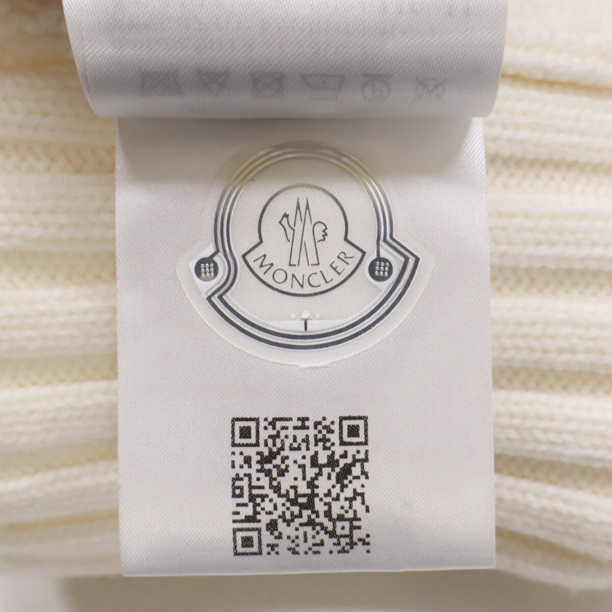 MONCLER モンクレール 【新品同様/国内正規】25年 K20933B00064 M1131 BERRETTO TRICOT ロゴワッペン ポンポン ニット帽 帽子