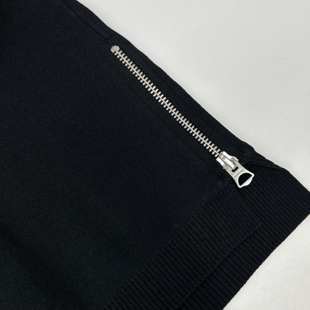 ACNE STUDIOS アクネ ストゥディオズ Misty PSS15 ブラック ジップ付 ニット トップス