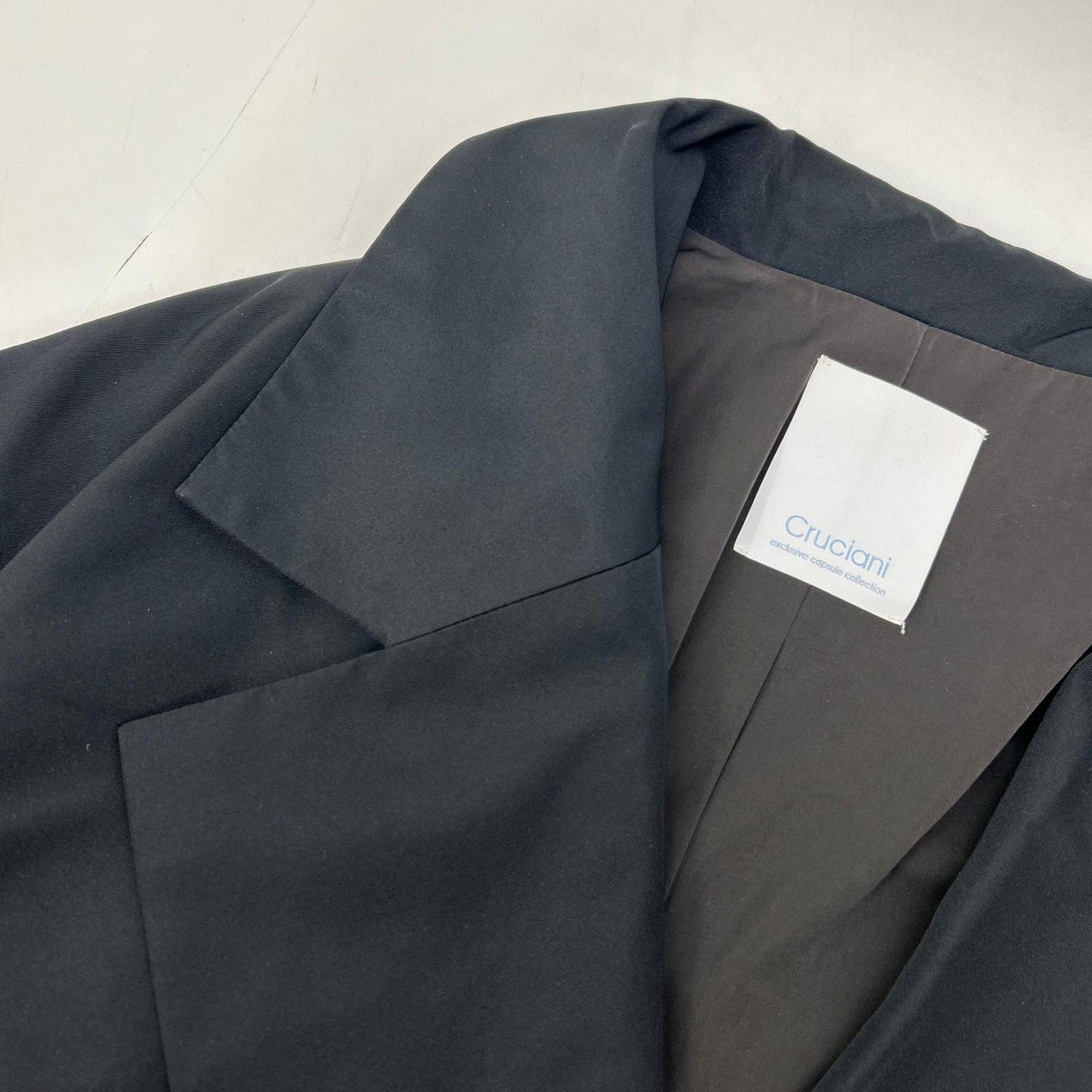 Cruciani クルチアーニ CDM4501 ブラック シルク ベルト付き ロングコート コート