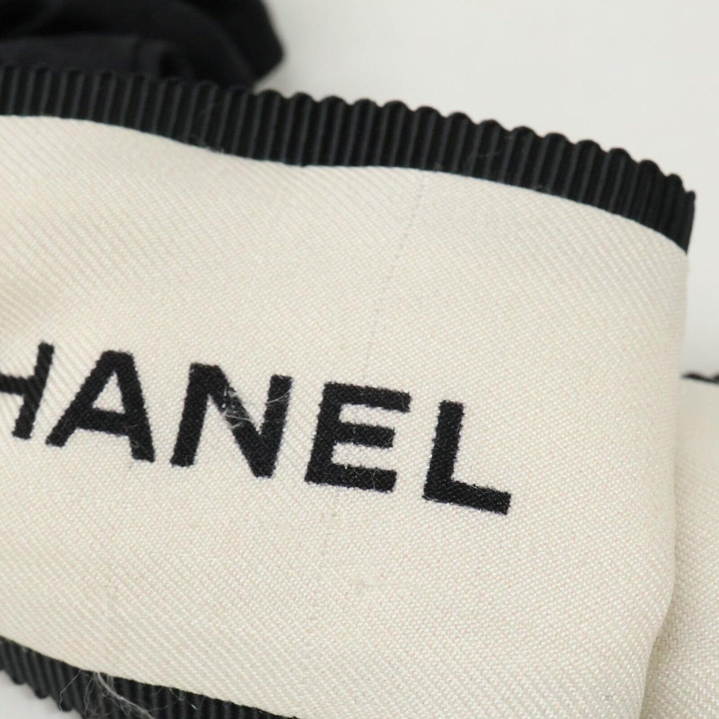 CHANEL シャネル 22A ロゴリボン シルク シュシュ ヘアアクセサリー