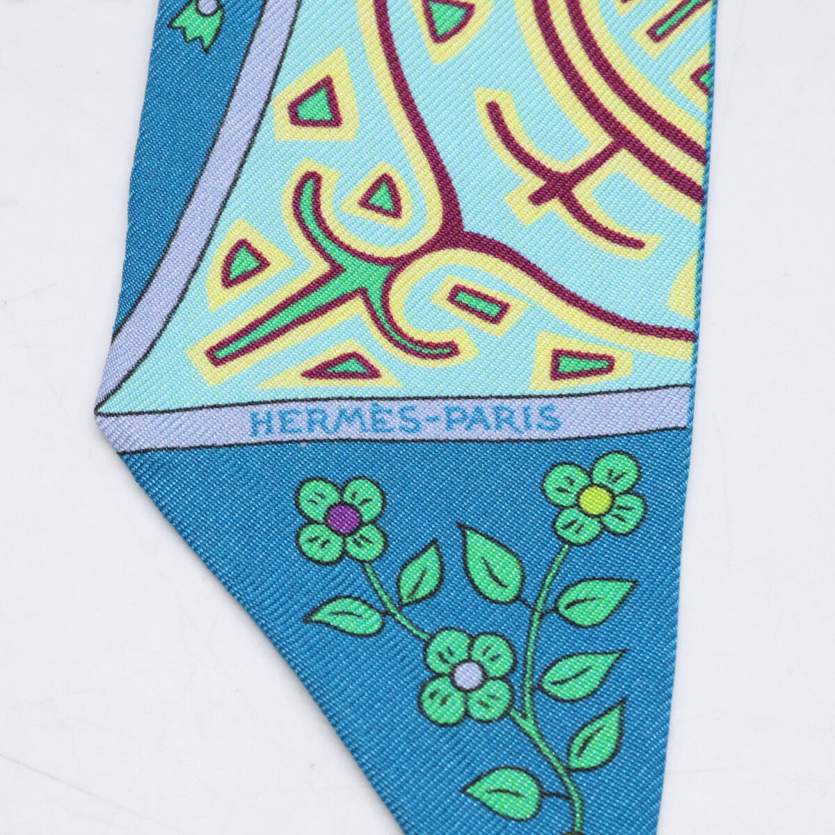 HERMES エルメス 【美品】L'ARBRE DE VIE 生命の木 ツイリー スカーフ