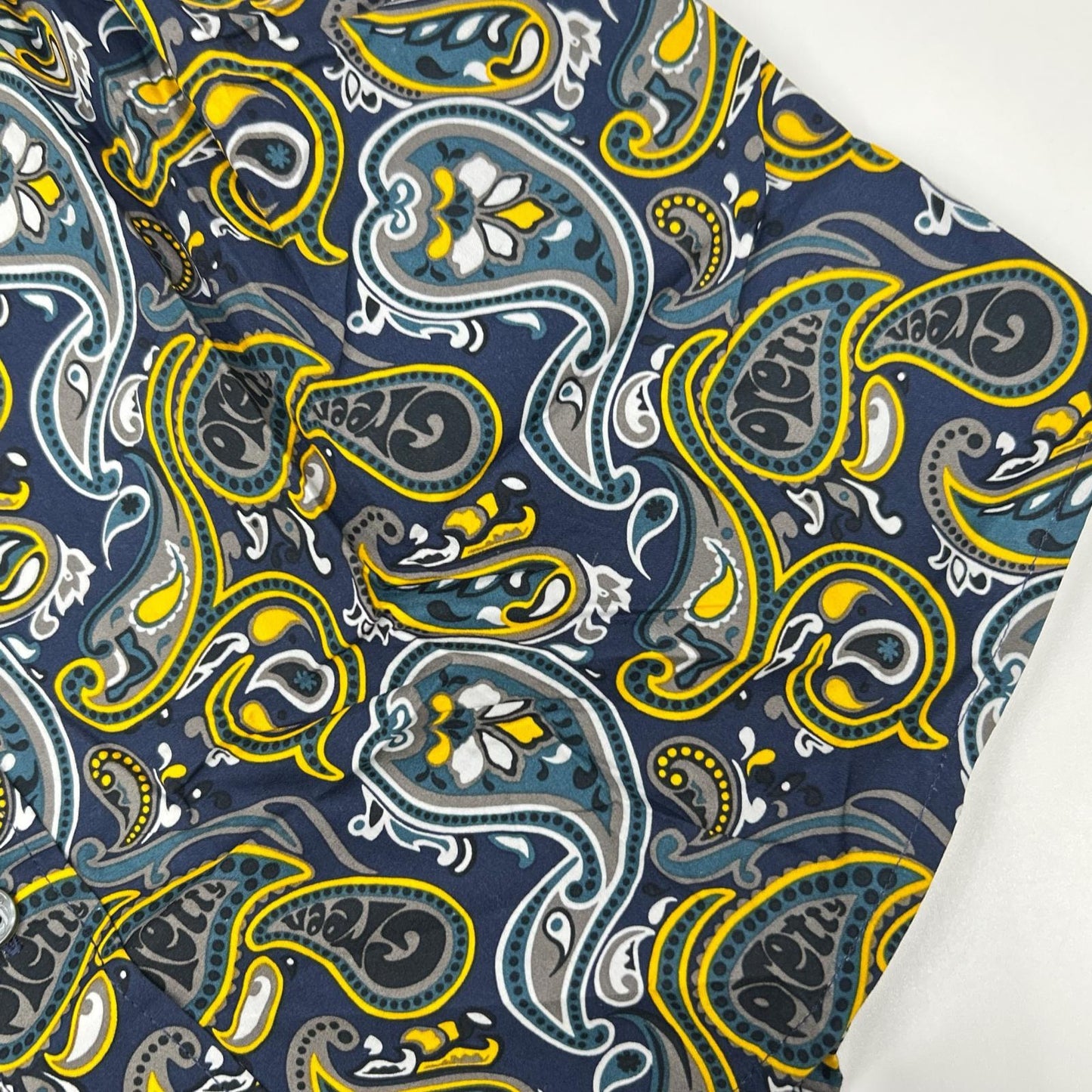 その他ブランド 【Pretty Green】ペイズリー柄 長袖シャツ トップス
