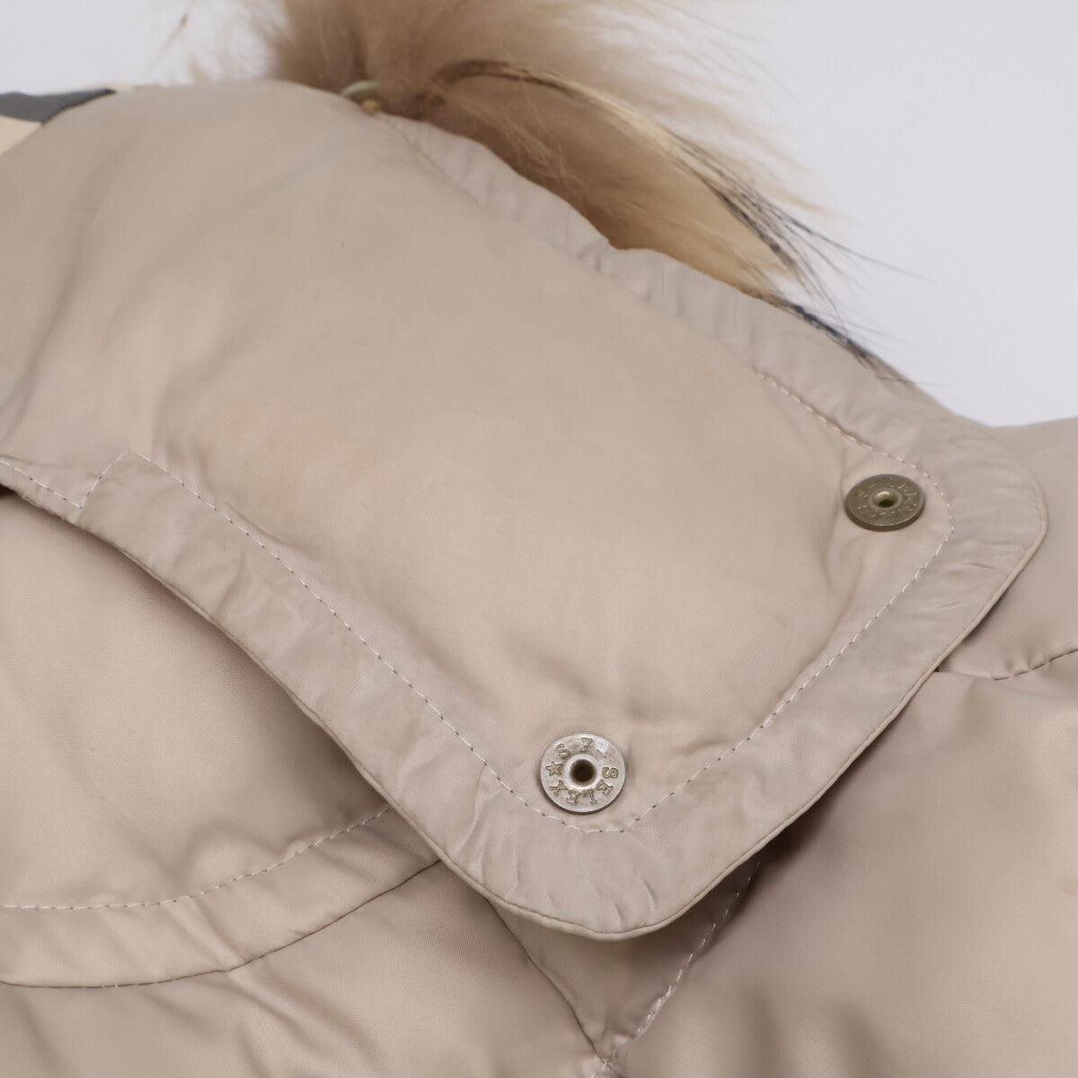 BLUE LABEL CRESTBRIDGE 55C12-412-40 Beige Fur Hooded Down Jacket 36