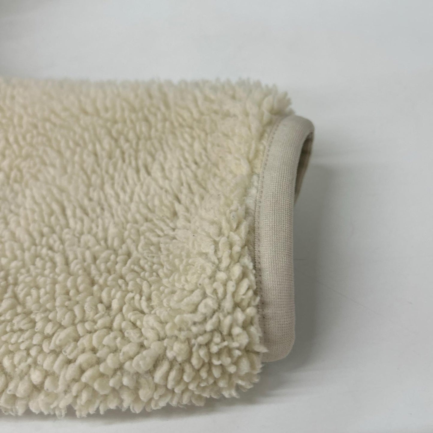 DESCENTE DHMQJC33 White Boa Fleece Jacket