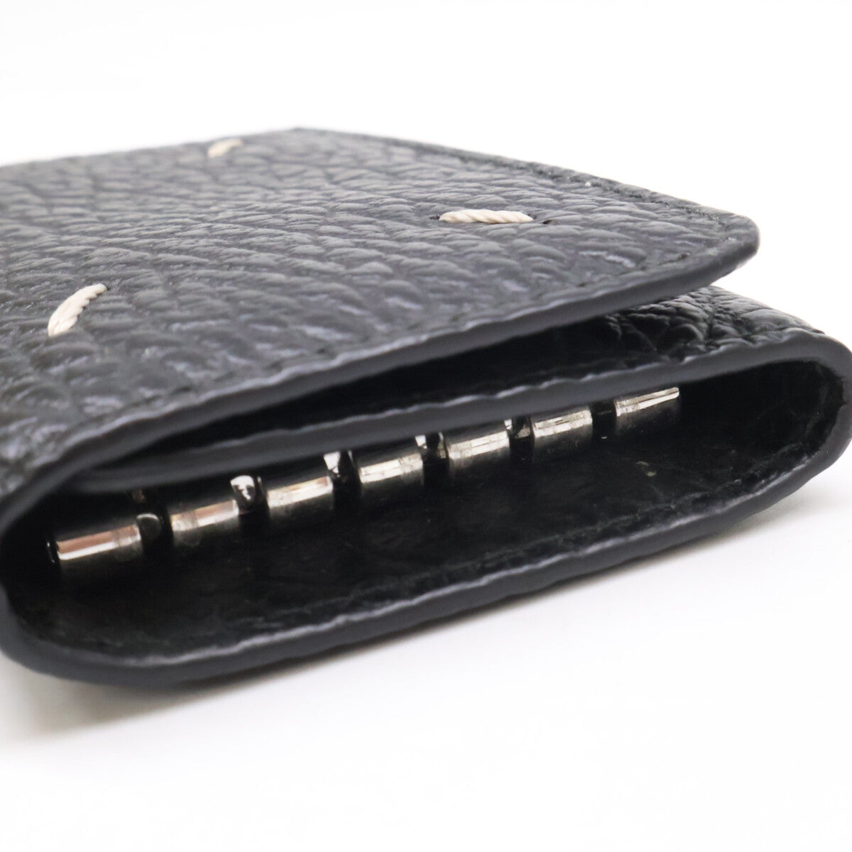 Maison margiela メゾンマルジェラ 11 SA3UA0001 P4455 T8013 4ステッチ グレイニーレザー キーケース