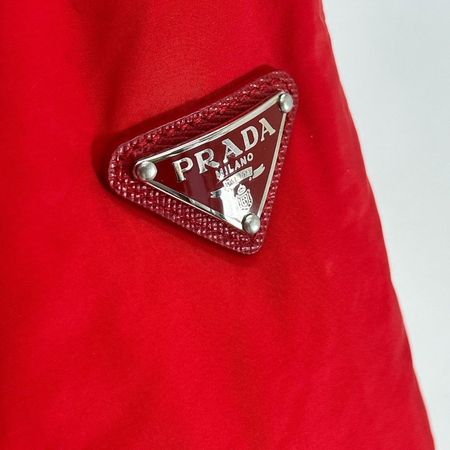 PRADA プラダ 15年 290939 レッド トライアングルロゴ ダウンジャケット ジャケット