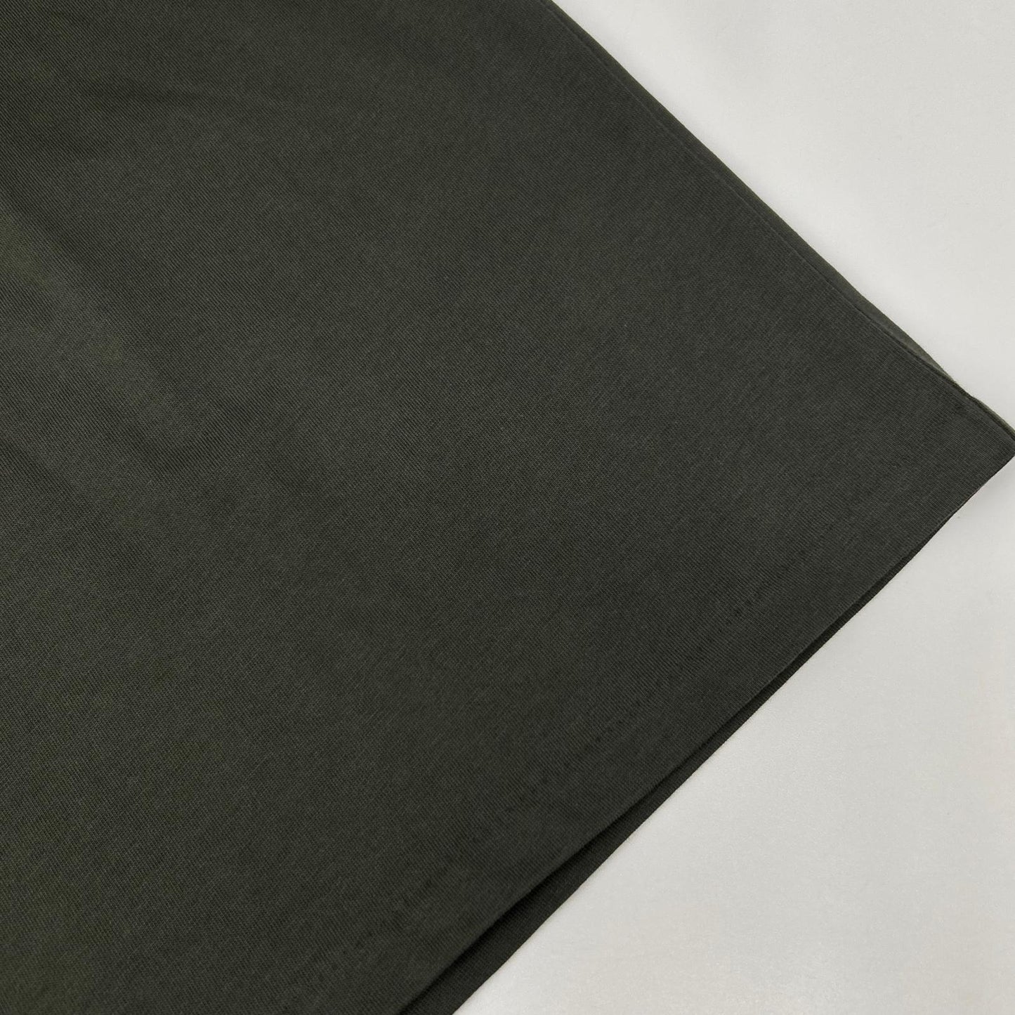 CalvinKlein カルバンクライン ×JUNG KOOK 40421MF REBEL BADGE S/S TEE Tシャツ トップス
