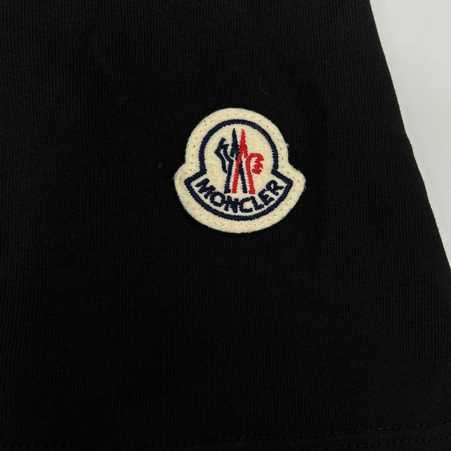 MONCLER モンクレール 21年 ブラック スタッズ Tシャツ トップス