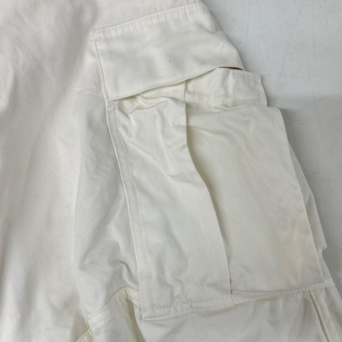BALENCIAGA バレンシアガ 720229 22年 ホワイト カーゴパンツ ボトムス