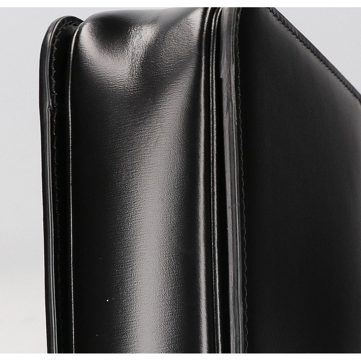 CELINE セリーヌ ティーン トリオンフ シャイニーカーフスキン ショルダーバッグ