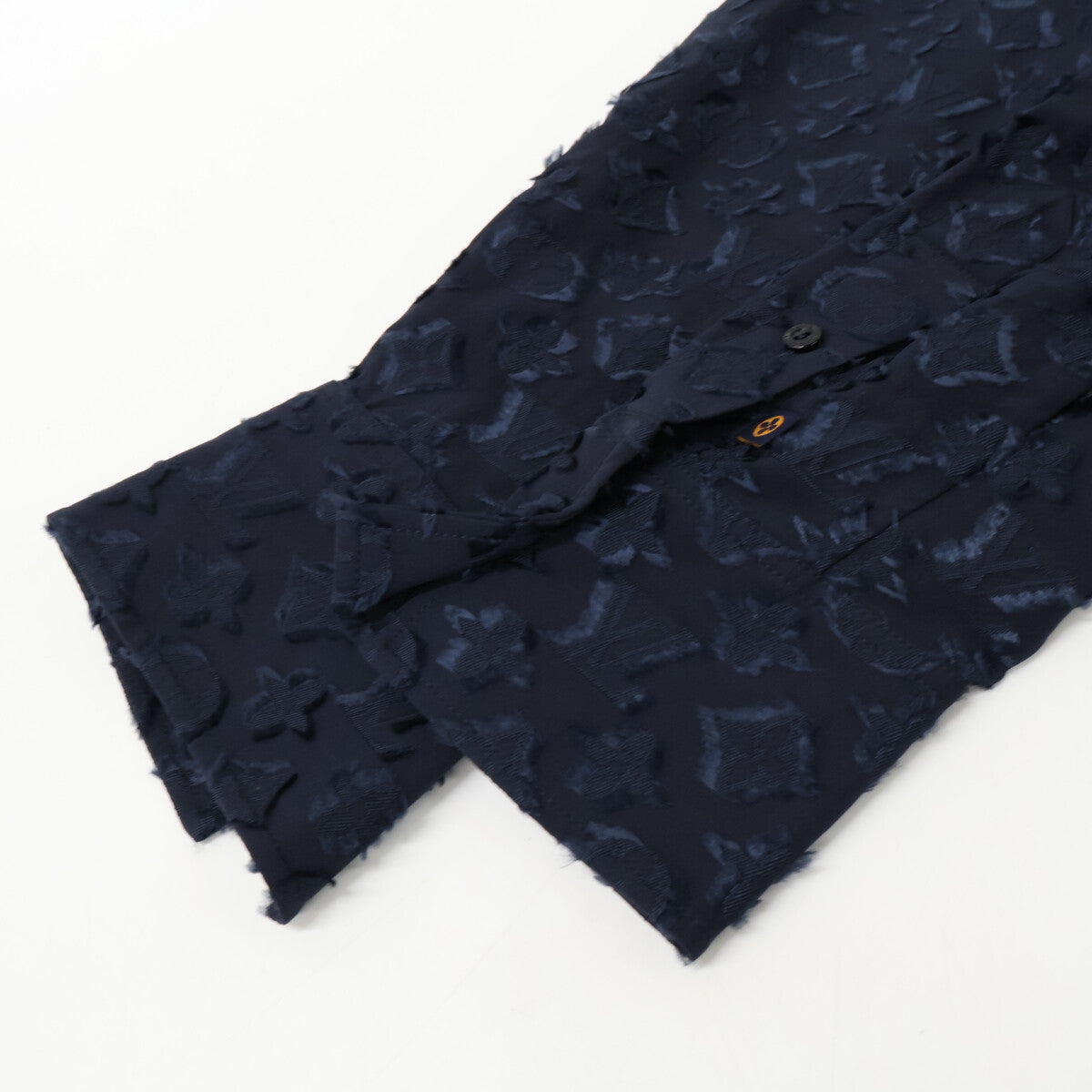 LOUIS VUITTON ルイヴィトン 【美品/国内正規/23年製】RW232W XEY FPBL06 シルク混 リバースモノグラムフェイルクーペシャツ トップス