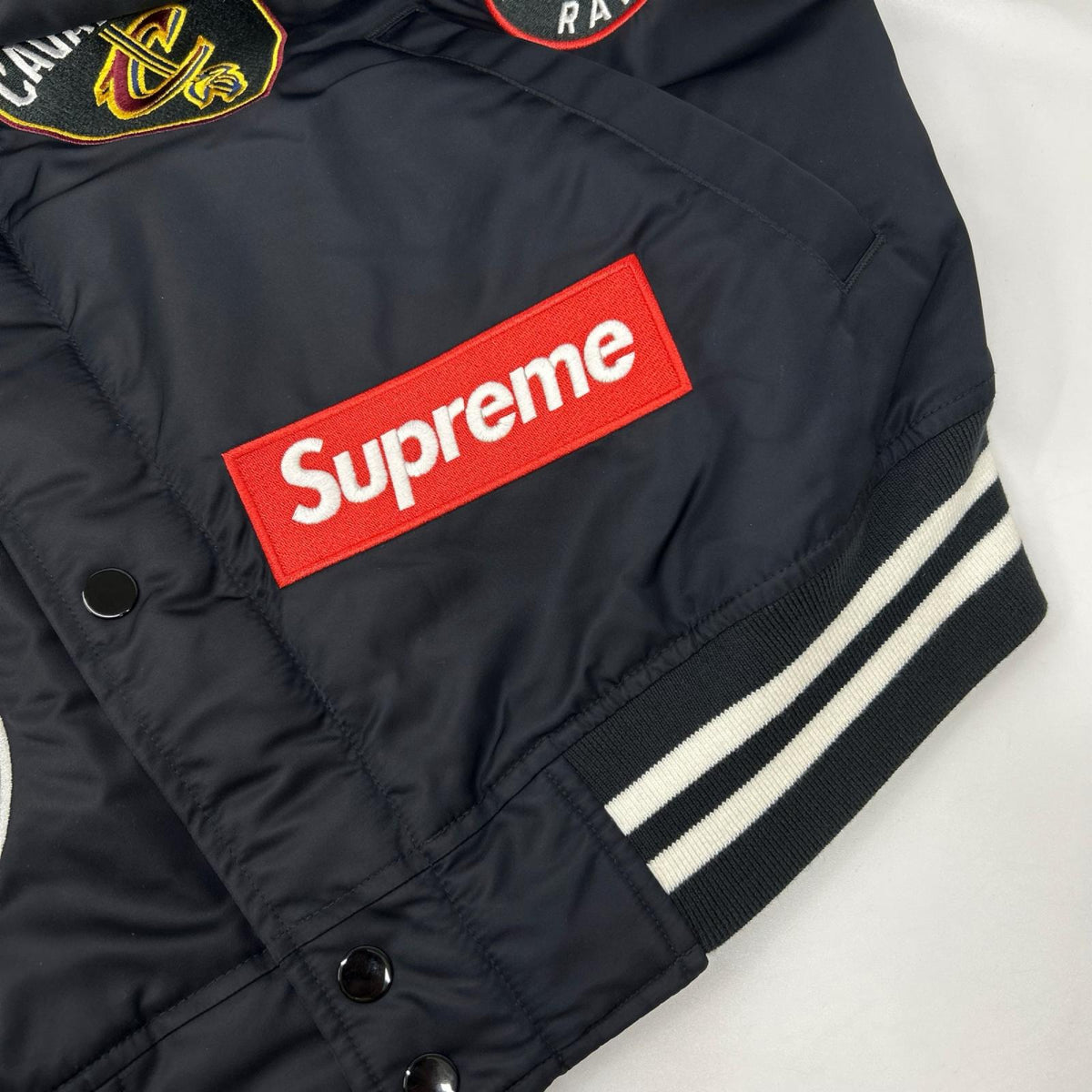 Supreme シュプリーム 【×NIKE】【×NBA】18SS AO3631-010 ブラック ナイロン ウォームアップジャケット スタジアムジャケット ジャケット