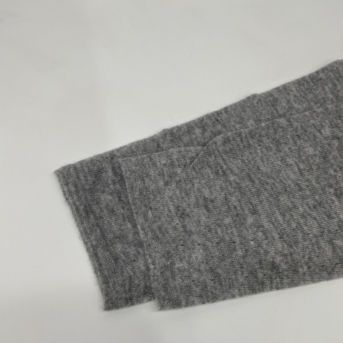 TOYOBOSHI トウヨウボウシ 糸衣 グレー SAROMA 14IT-PC3101 カシミヤ100 ニットトップス トップス 4