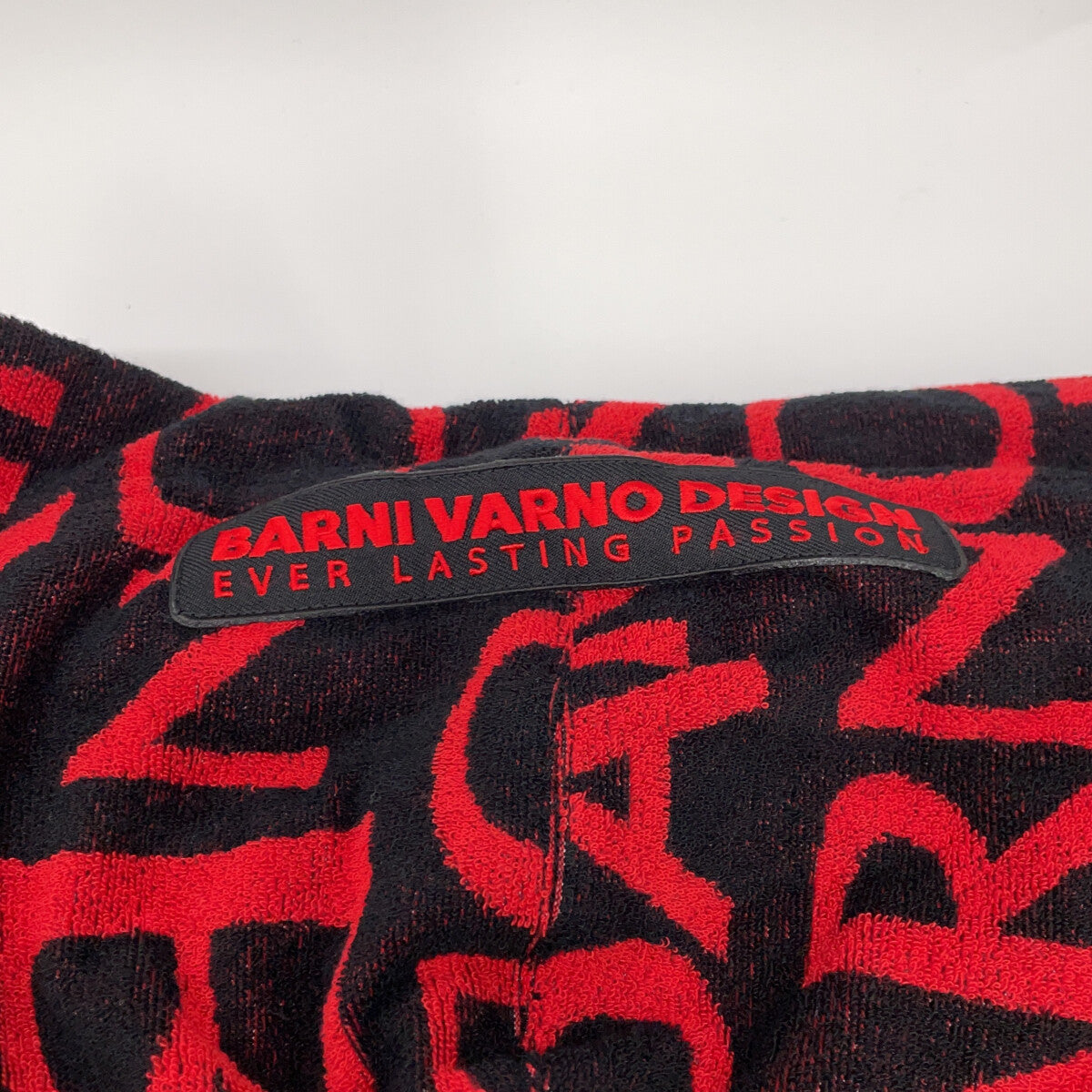 BARNI VARNO バーニヴァーノ ブラック×ホワイト BAW-LST4551 レーヨン混 ロゴ パーカー トップス LL