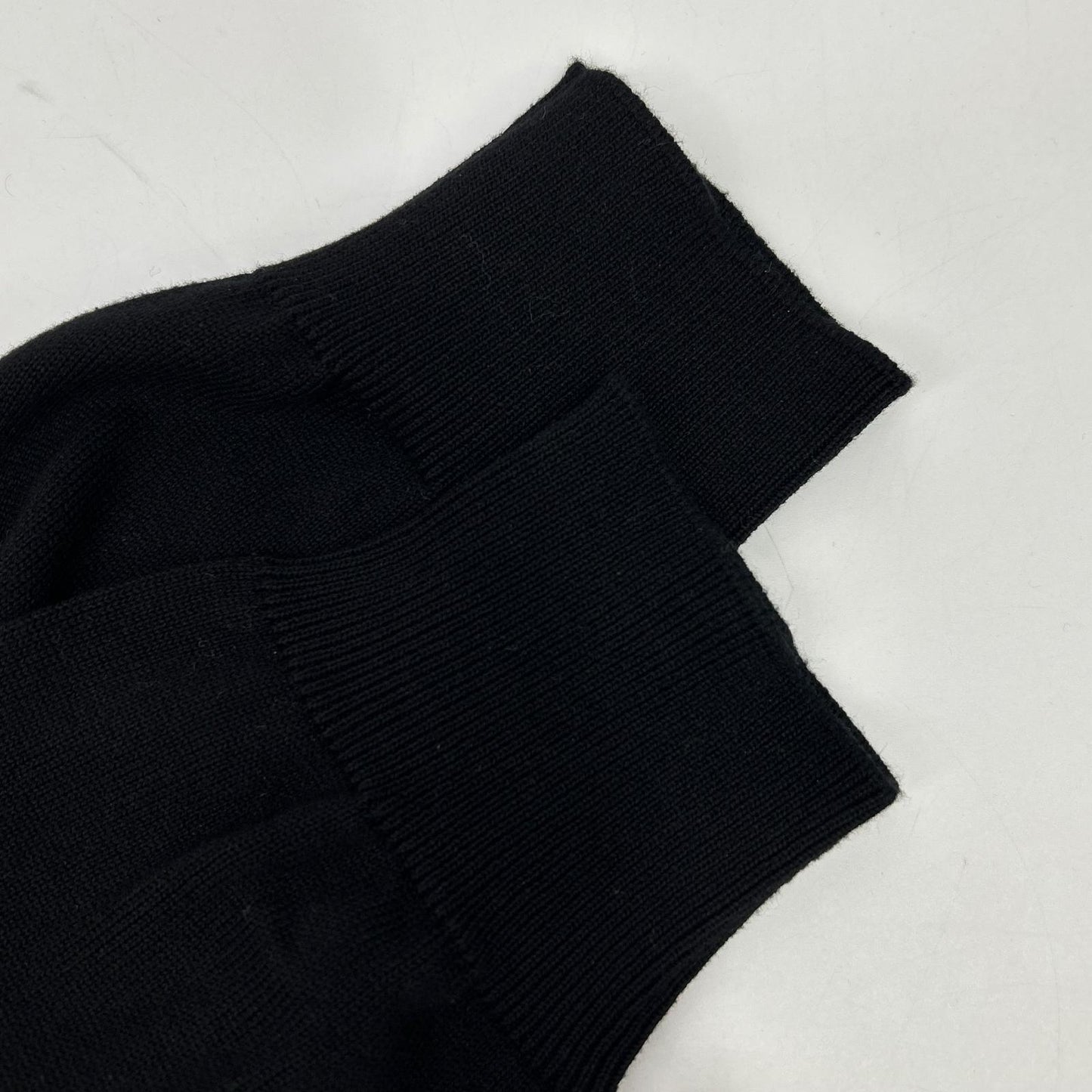 STONE ISLAND ストーンアイランド 25年 K1S155100053 ブラック クルーネック ニット トップス