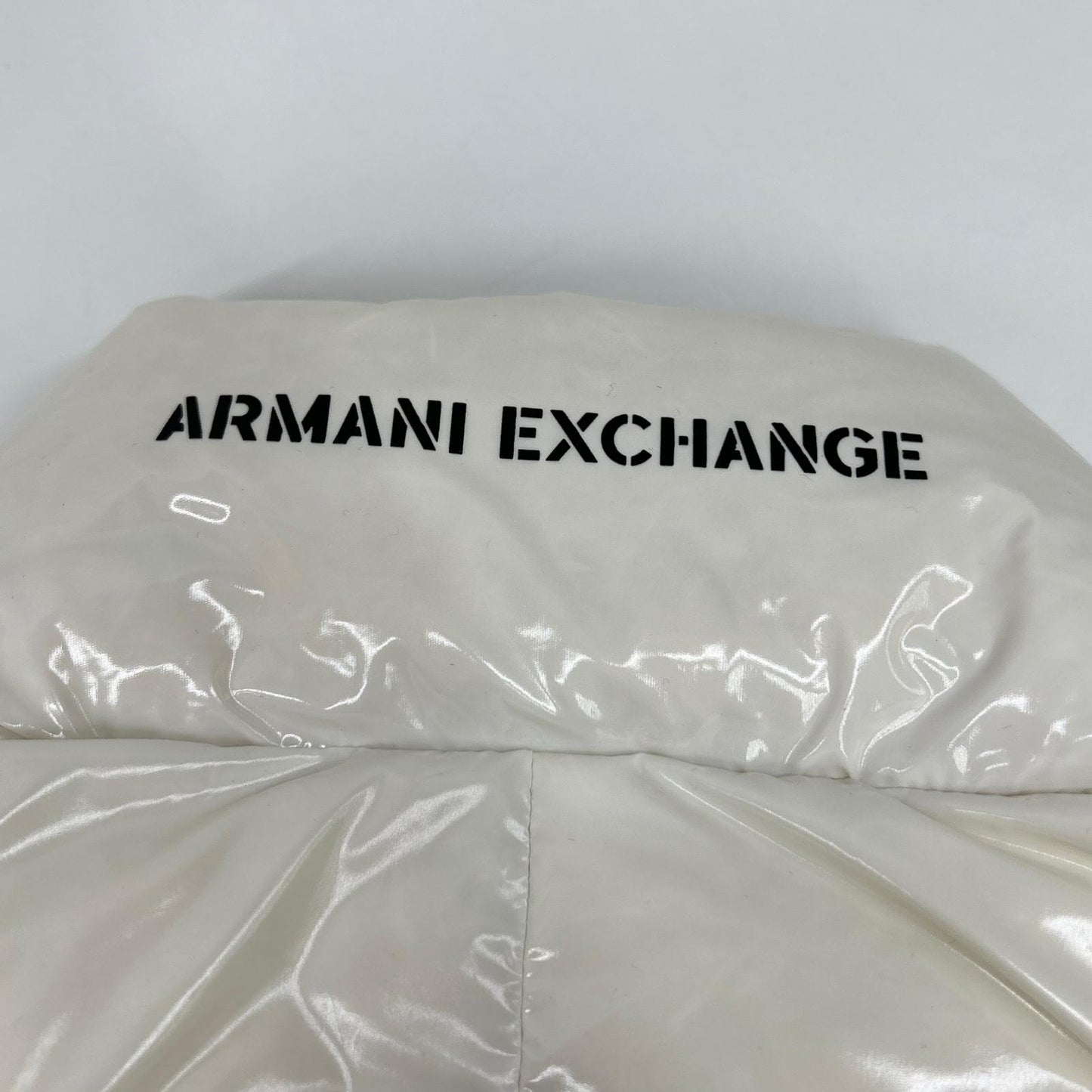 ARMANI EXCHANGE アルマーニエクスチェンジ ホワイト 6RZBL3 ZN2RZ Nero Regular Fit ダウンジャケット ジャケット