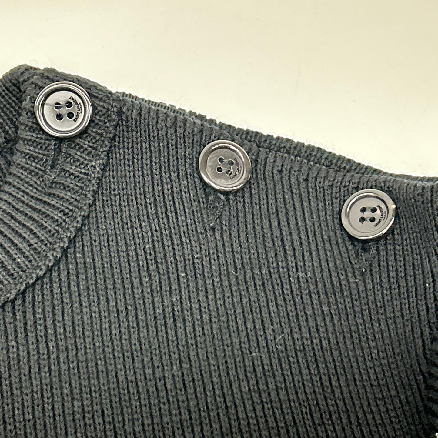 SAINT LAURENT PARIS 588078 2019 Black Border Shoulder Button Knit Top