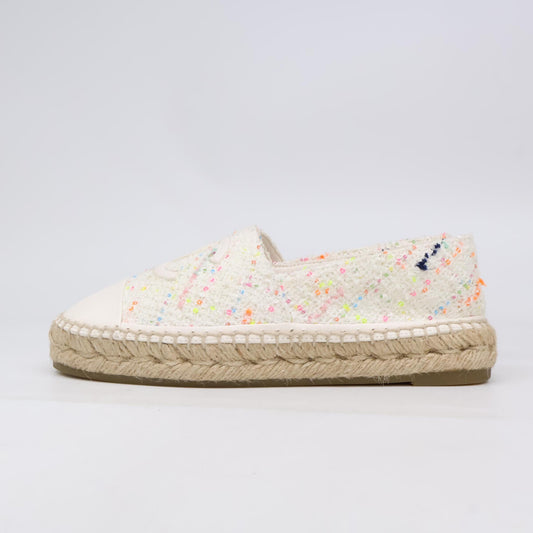 CHANEL 24C Z G29762 B15327 White Coco Mark Tweed x Leather Espadrille Shoes