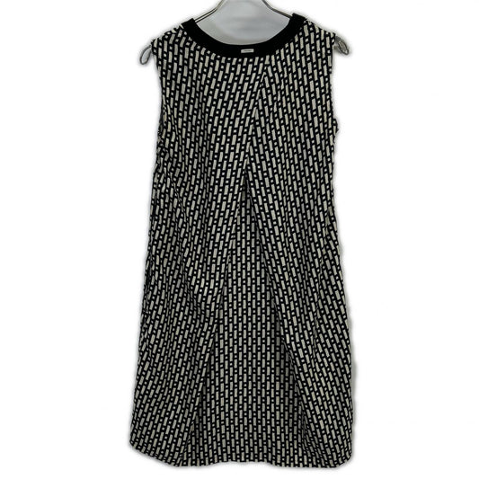 92260908 Black Sleeveless Dress Dress Not indicated Women's