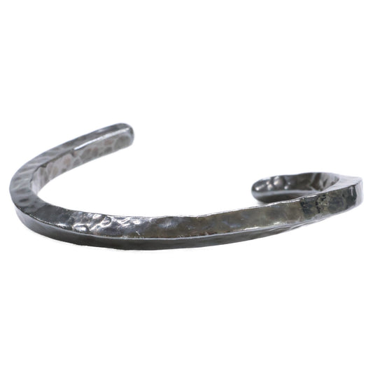 ICHIMATSU 市松 SILVER Hammered Spiral Bangle