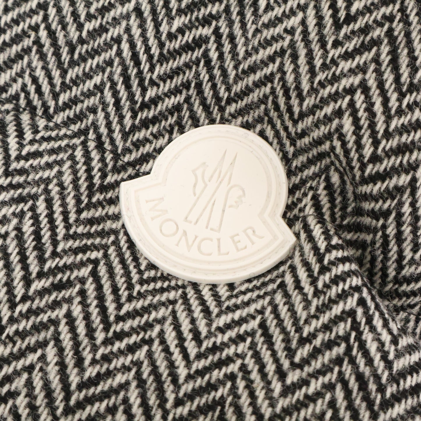 MONCLER モンクレール 【美品】BAKI ヘリンボーン ウール/ナイロン切替 フード付ダウン ベスト