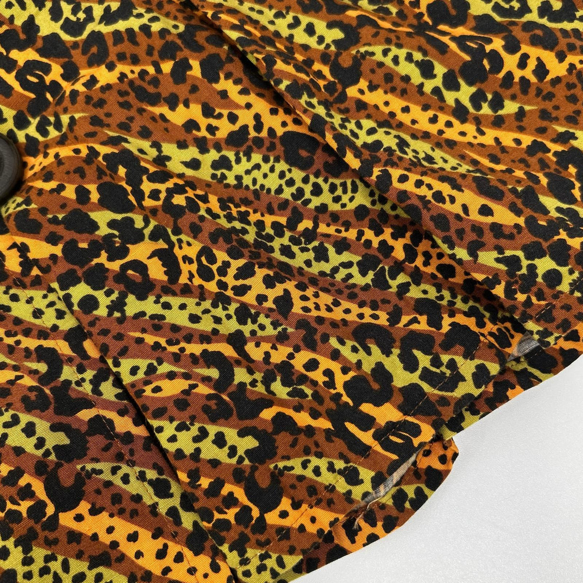 YvesSaintLaurent イヴサンローラン HZ171-616 ブラウン レオパード BIG釦 ヴィンテージ Vネック シャツ ジャケット ジャケット