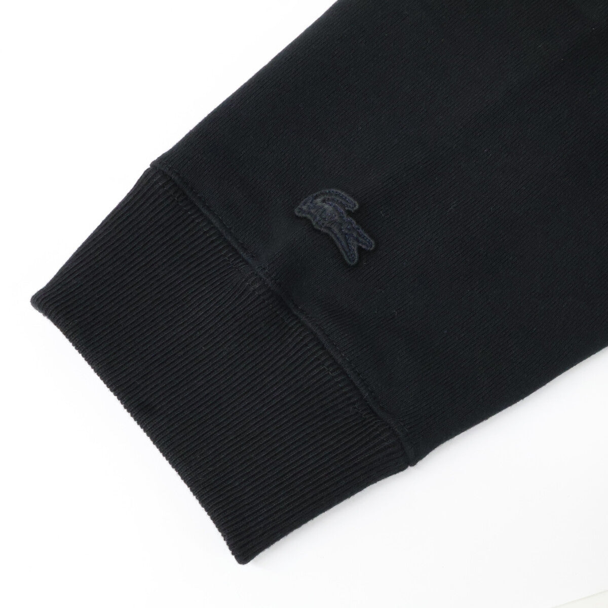 Lacoste ラコステ SH5234-99 xONE PIECE ブラック Front Cover Print Hoodie トップス