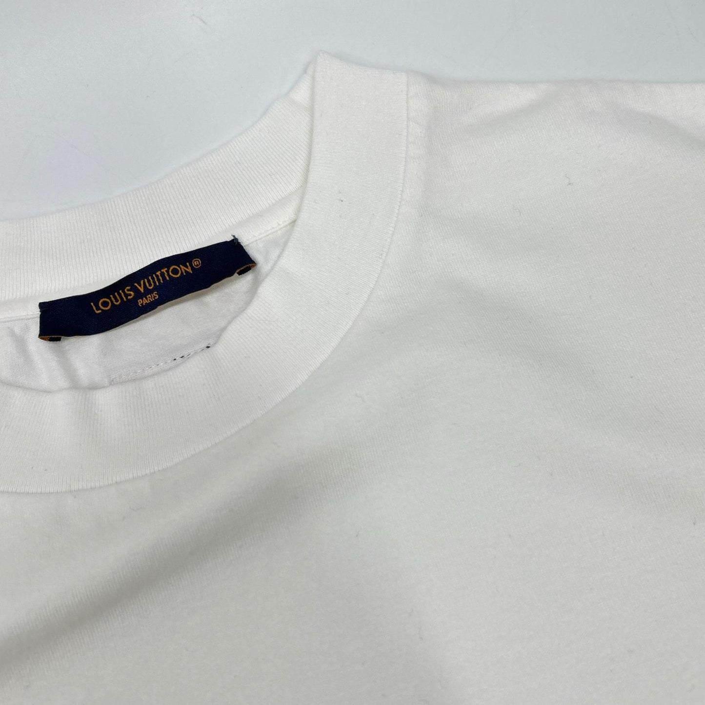LOUIS VUITTON ルイヴィトン RM261MQ DT3 HUY47W エンベリッシュドシグネチャーTシャツ トップス